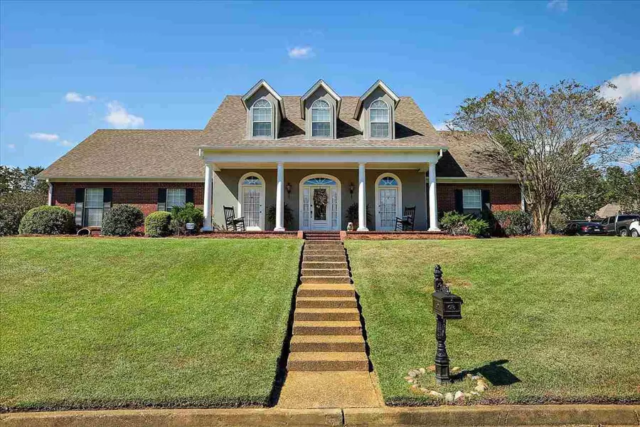 201 Overlook Drive, Brandon, MS 39042