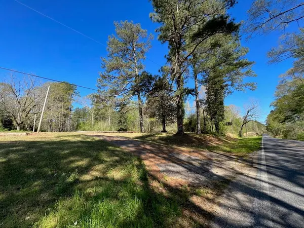 New Hebron, MS 39140,5109 Highway 43