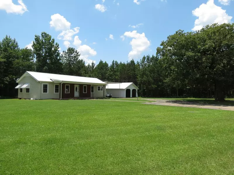 974 Hog Chain Drive, Bogue Chitto, MS 39629