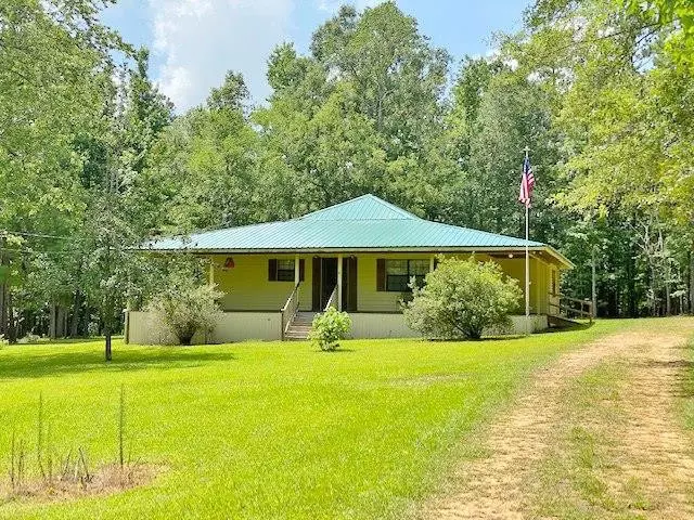 5699 Hwy 569 N, Liberty, MS 39645