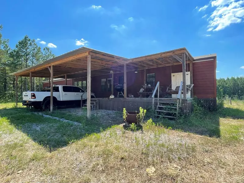 Seale Road, Roxie, MS 39661