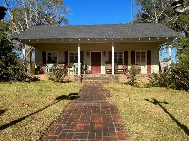454 S First Street, Gloster, MS 39638