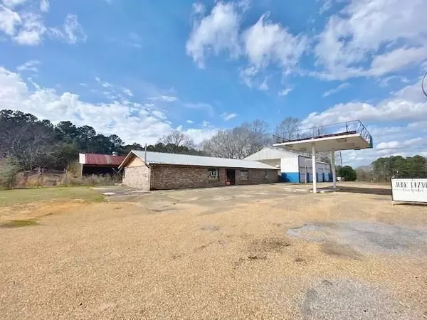 1614 Highway 27 N, Jayess, MS 39641