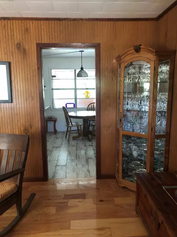 Silver Creek, MS 39663,4 S Third Street