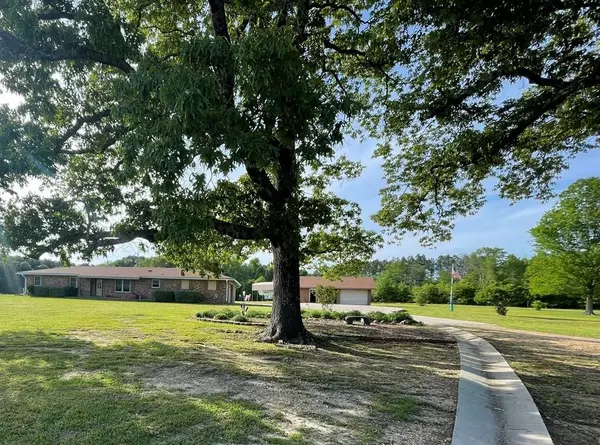 24 Dewitt Alexander Road, Jayess, MS 39641