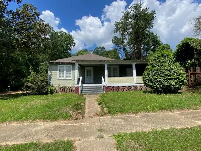111 Burke Avenue, Mccomb, MS 39648