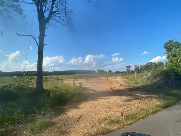 Bassfield, MS 39421,Miller Road