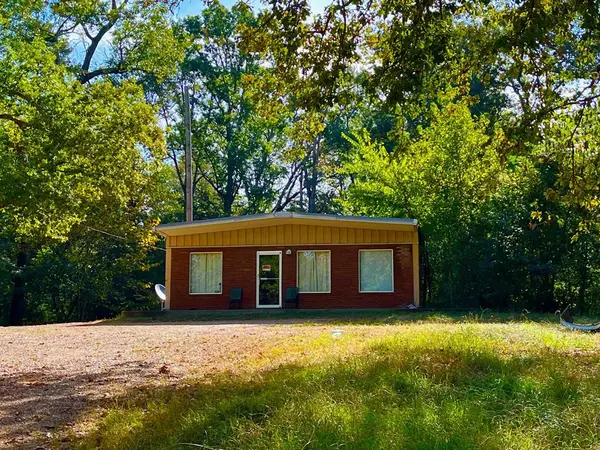 868 Hwy 51 N, Hazlehurst, MS 39083