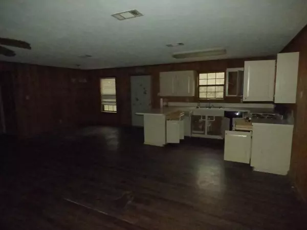 Mccomb, MS 39648,1024 Reggie Martin Drive