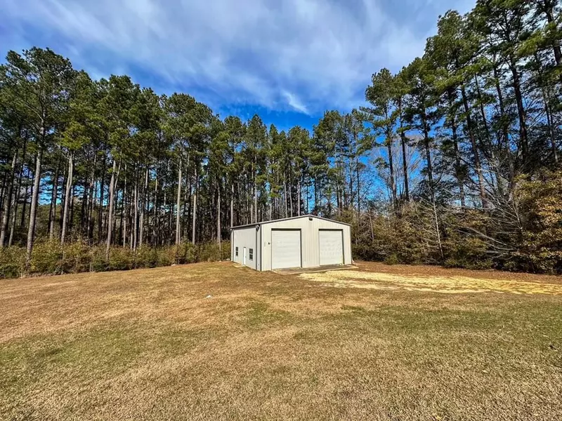 1045 Barrett Drive, Summit, MS 39666