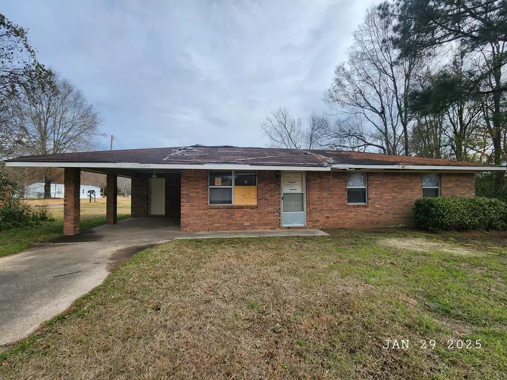 Bude, MS 39630,116 Beech Street