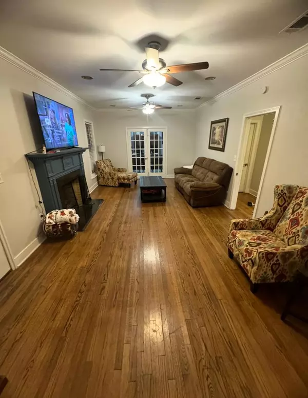 Brookhaven, MS 39601,329 W Chippewa Street