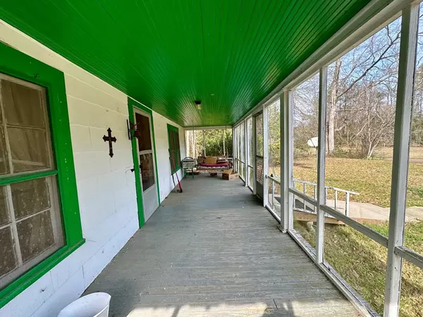 Roxie, MS 39661,2232 Providence Road