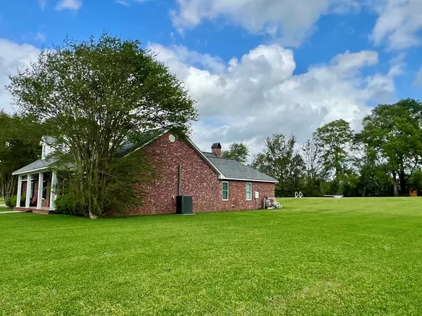 Foxworth, MS 39483,396 Mays Creek Road