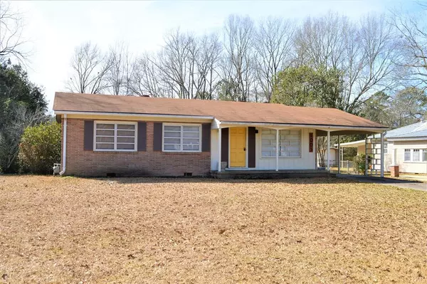 1005 Northwest Street, Mccomb, MS 39648