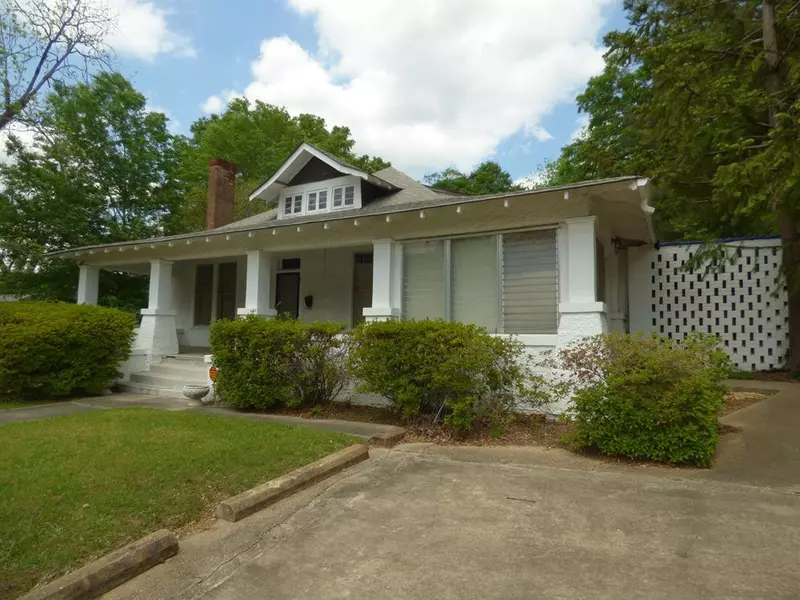 728 Delaware Avenue, Mccomb, MS 39648