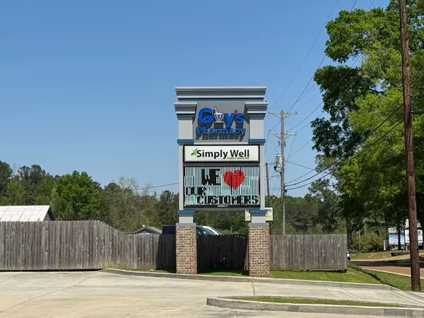 Summit, MS 39666,1121 Hwy 98 & 51