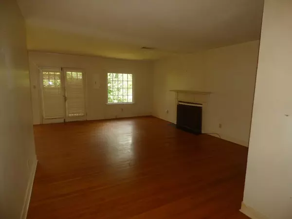 Magnolia, MS 39652,195 Lampton Lane