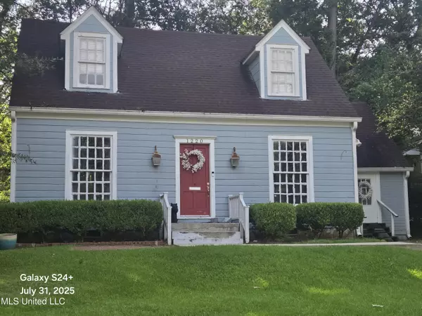 1220 Linden Place, Jackson, MS 39202