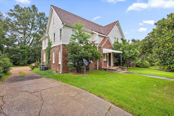 968 E Fortification Street #1, 2, 3, & 4, Jackson, MS 39202