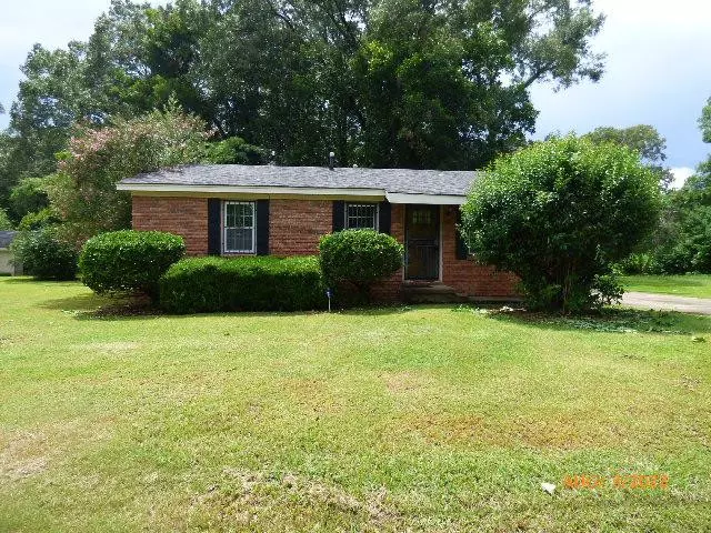202 Southmoor Drive, Natchez, MS 39120