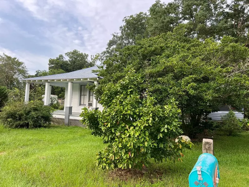 155 2Nd Street, Roxie, MS 39661