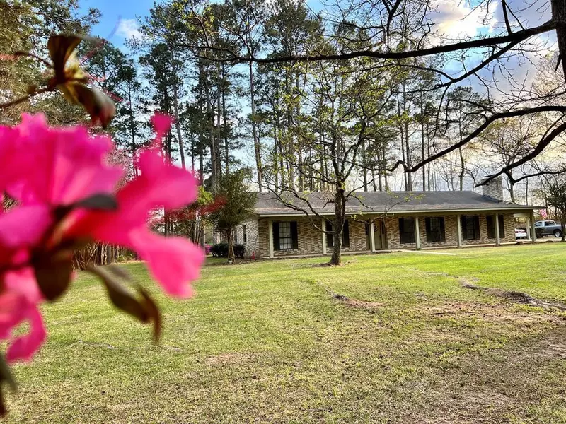 2216 Cane Creek Road, Centreville, MS 39631