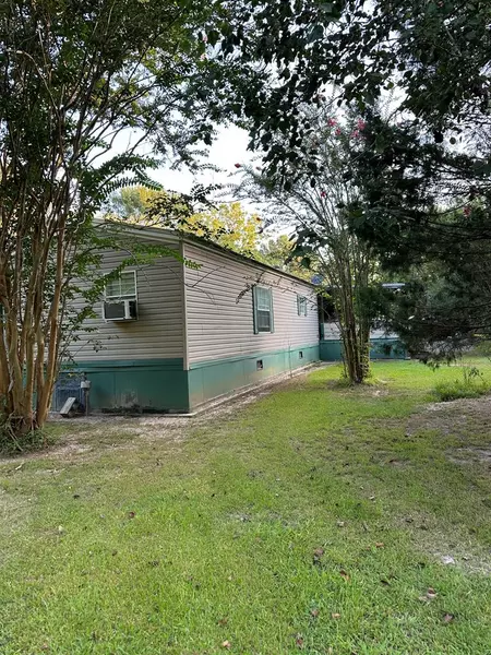 16700 Hwy 24, Woodville, MS 39669