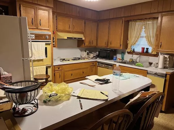 LA 71334,416 Ferrier Street