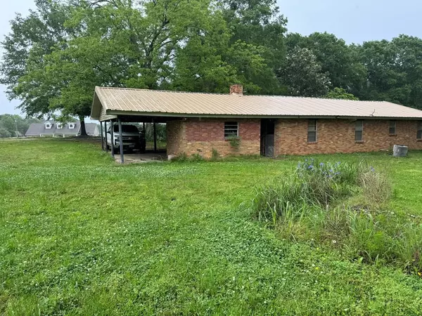 Smithdale, MS 39664,6193 Reeves Road