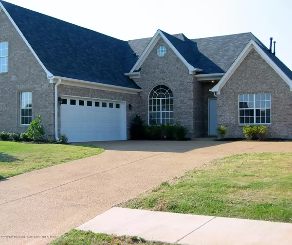 0 S Pinetree Loop, Southaven, MS 38672