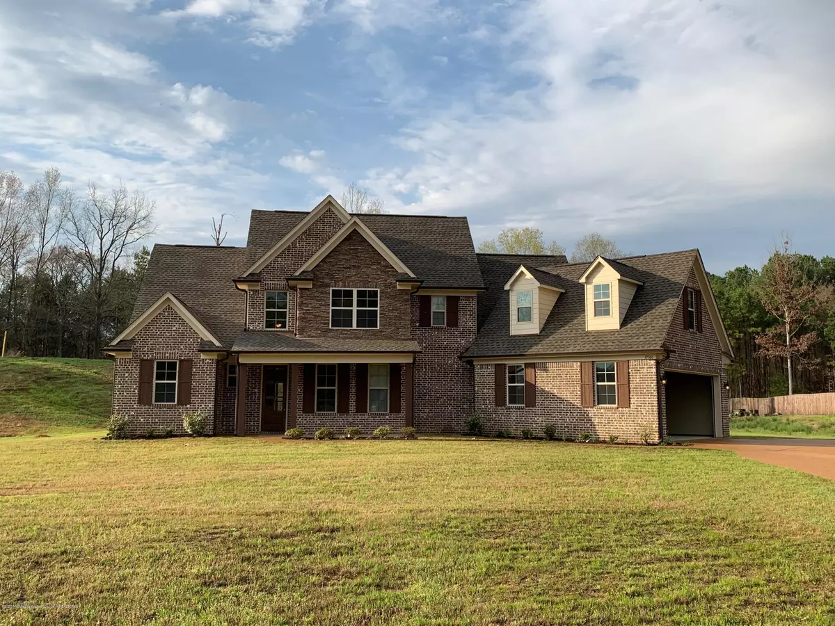 Byhalia, MS 38611,0 Pebble Ridge Drive