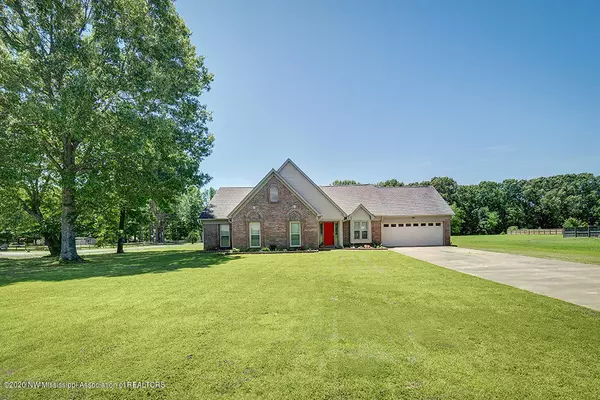 Byhalia, MS 38611,0 Oak Grove Drive