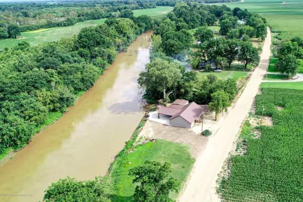 Lambert, MS 38643,0 Island Lake Road