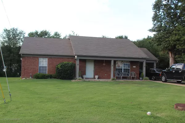 Coldwater, MS 38618,0 Flower Circle