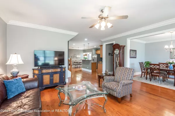 Hernando, MS 38632,0 Pettingill Way