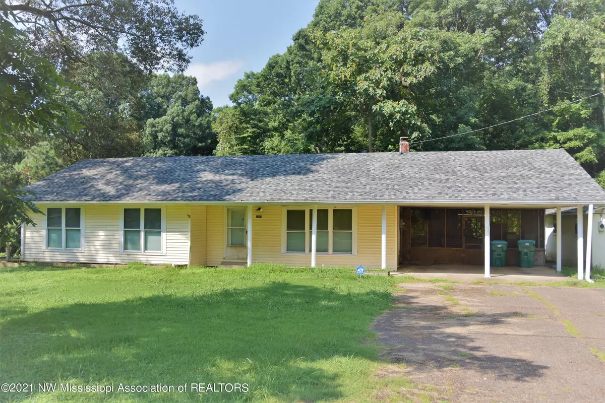 Hernando, MS 38632,3895 Plum Ridge Road