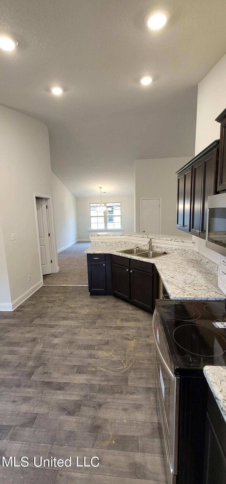 Southaven, MS 38672,3530 Sabra Lane