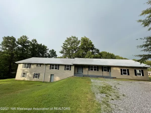 0 E Pontotoc Avenue, Potts Camp, MS 38659