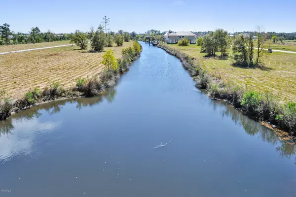 Bay Saint Louis, MS 39520,Atlantis Drive #27