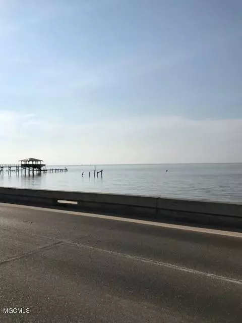 Waveland, MS 39576,936 S Beach Boulevard