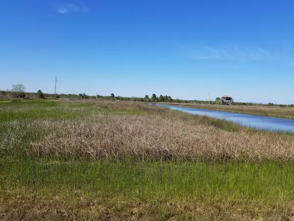 10115 W Bayou Road, Bay Saint Louis, MS 39520