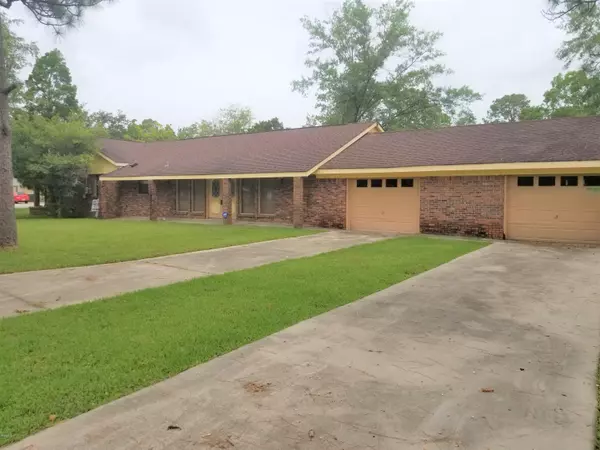 4500 Charles Street, Moss Point, MS 39563