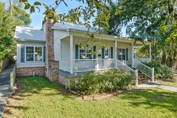 Biloxi, MS 39530,1006 Beach Boulevard
