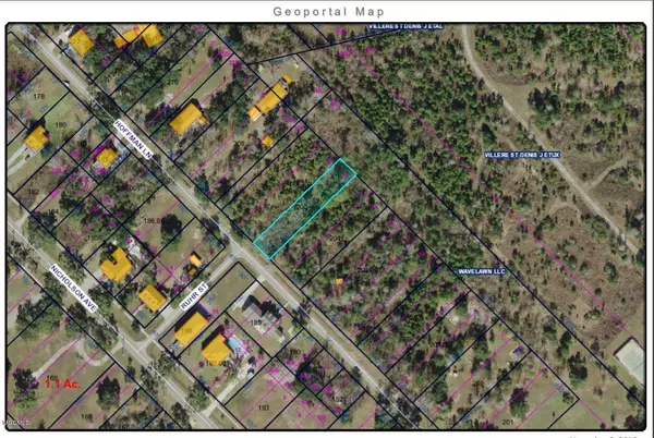 228 Hoffman Lane, Waveland, MS 39576