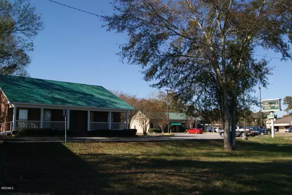 Saucier, MS 39574,17693 2nd Street