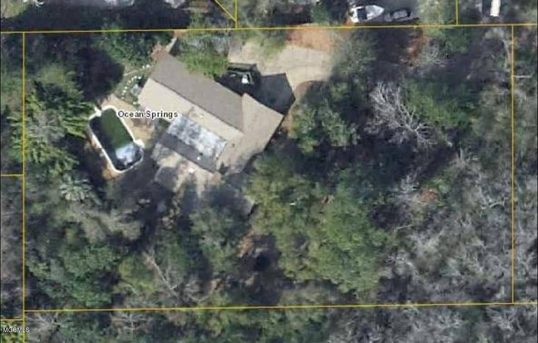 Ocean Springs, MS 39564,110 Winchester Court