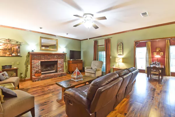 Long Beach, MS 39560,20332 Hayes Road