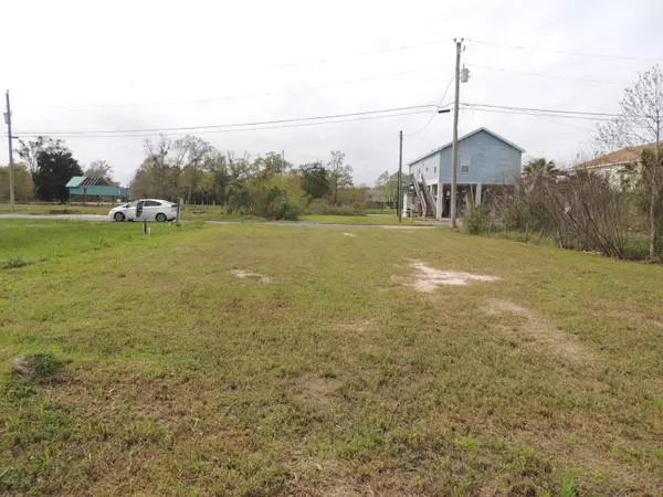 Bay Saint Louis, MS 39520,320 Skyline Drive