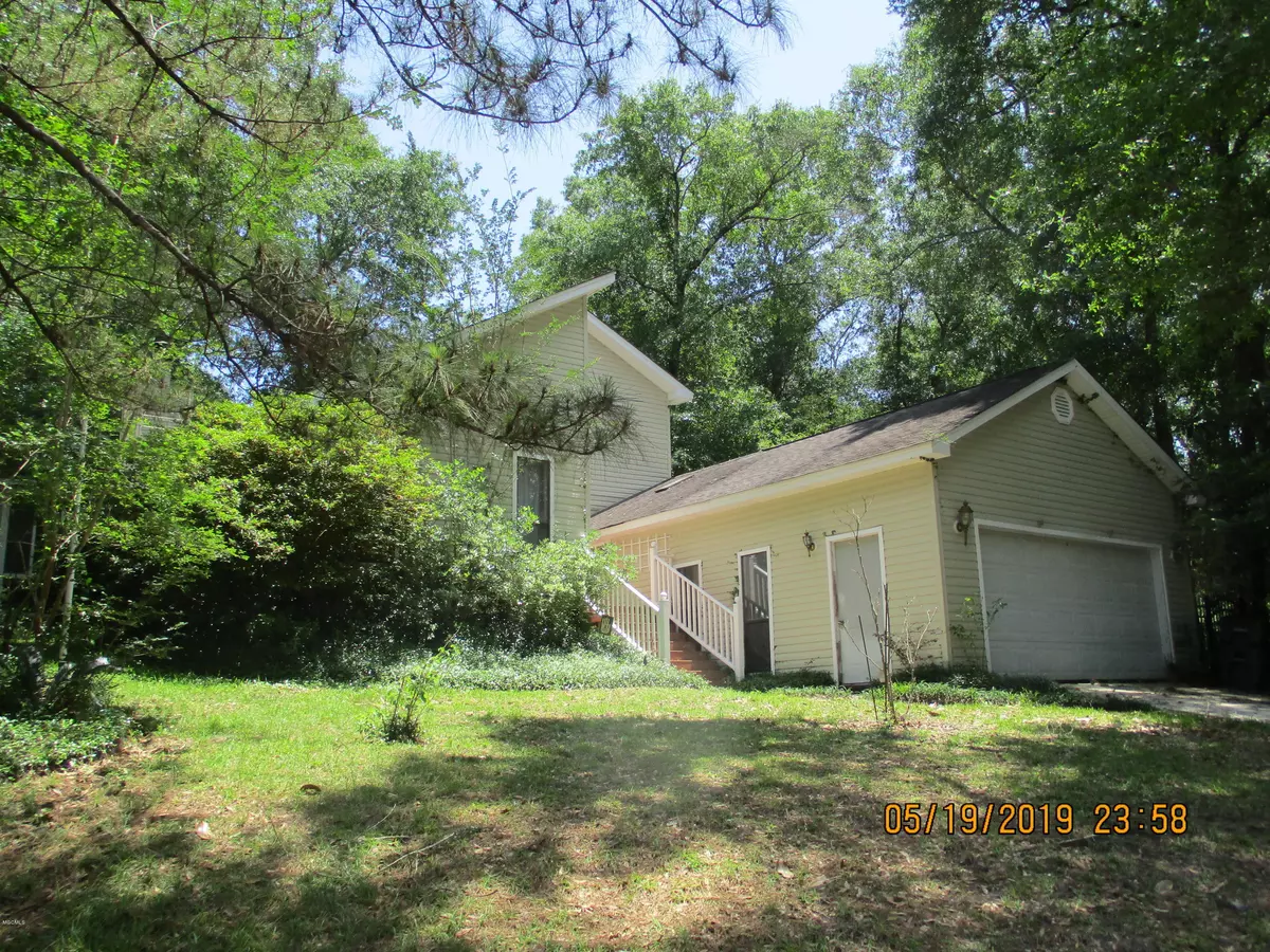 Diamondhead, MS 39525,10421 Bayou Drive